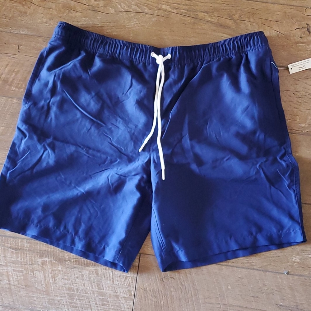 Amazon Essentials Men's Big & Tall Swim Trunks
